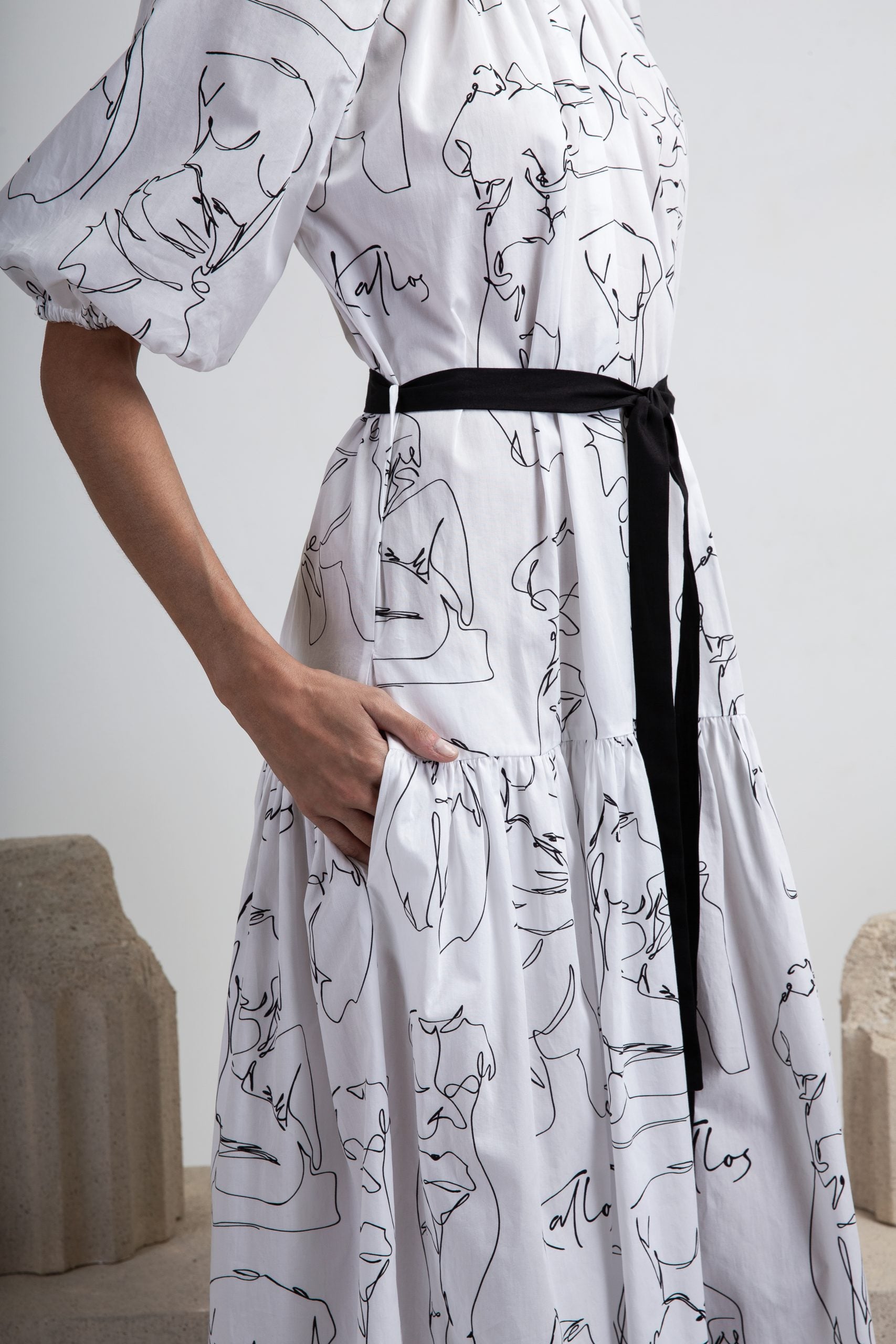 AIGAI MIDI DRESS