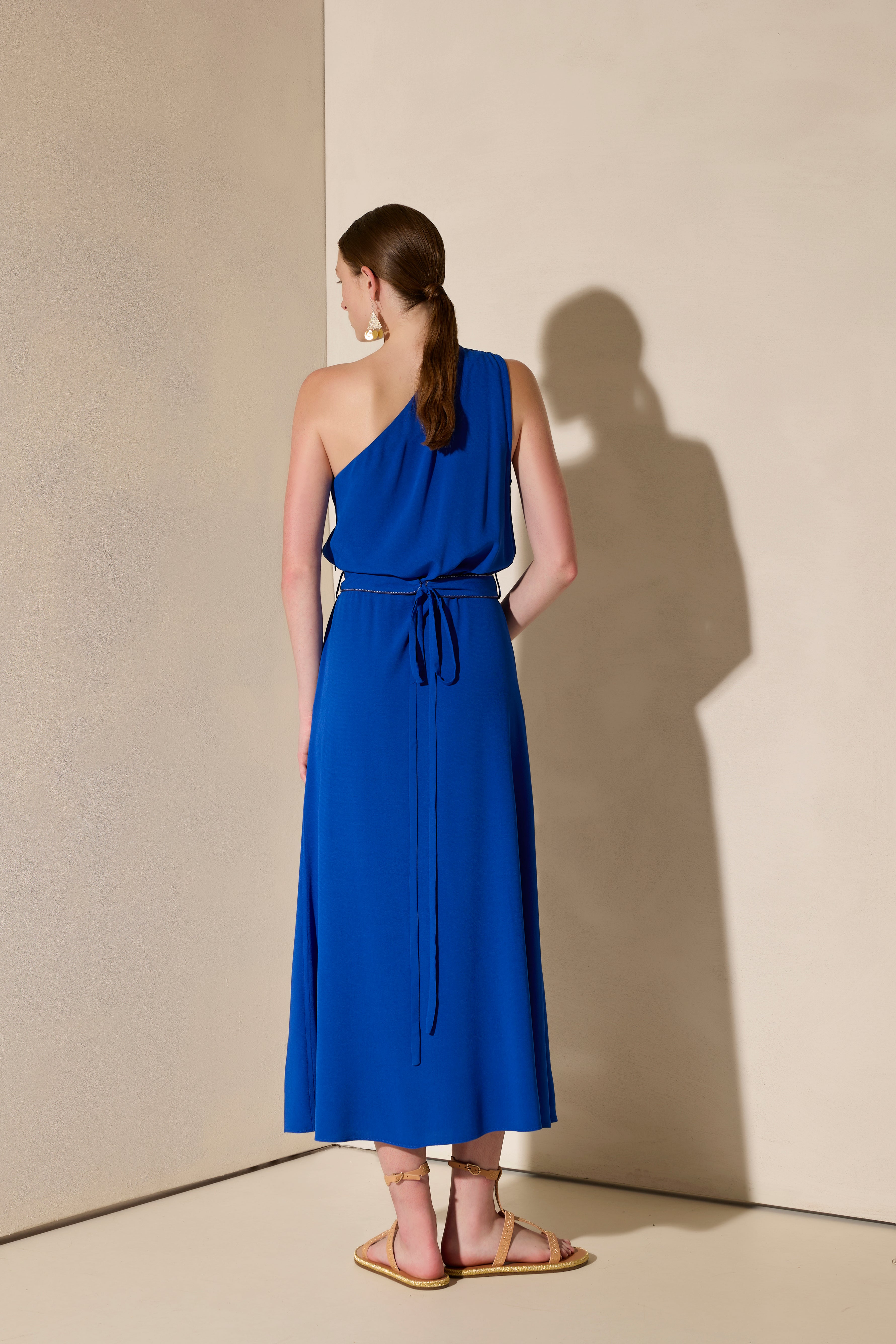 PORPES ONE SHOULDER MIDI DRESS