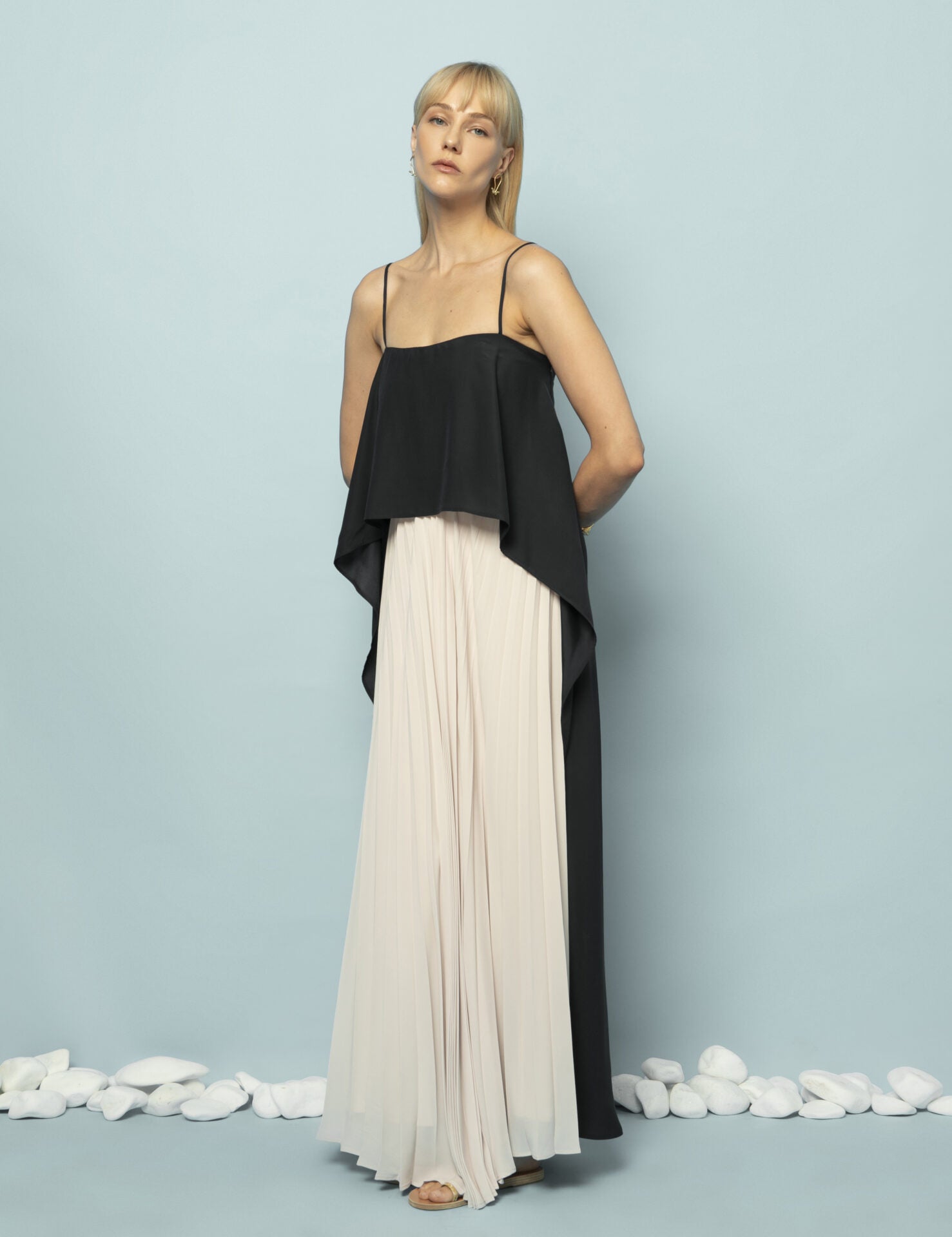 KLEONI PLEATED LONG DRESS