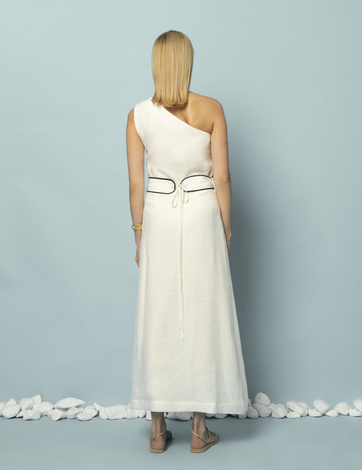 INO ONE SHOULDER LINEN MIDI DRESS WITH GOLDEN BUCKLES WHITE